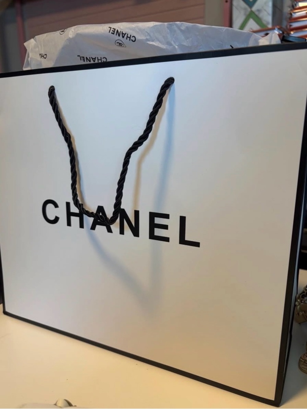 Source Unknown Black Quilted Coin Pouch and Mini Wallet with Gold Hardware - Picture 8 of 9